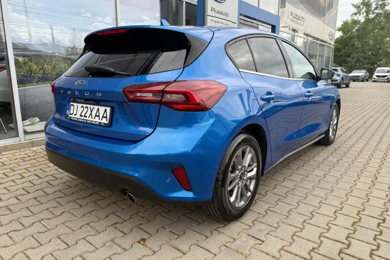 Ford Focus din 2024 cu 15.400 km - oferta FOR132307 - foto 4