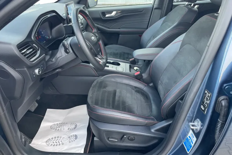 Ford Kuga din 2023 cu 20.895 km - oferta FOR132316 - foto 9