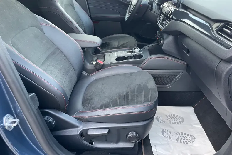 Ford Kuga din 2023 cu 20.895 km - oferta FOR132316 - foto 10