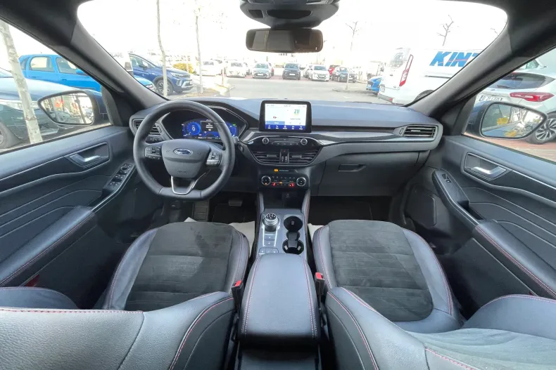 Ford Kuga din 2023 cu 20.895 km - oferta FOR132316 - foto 14