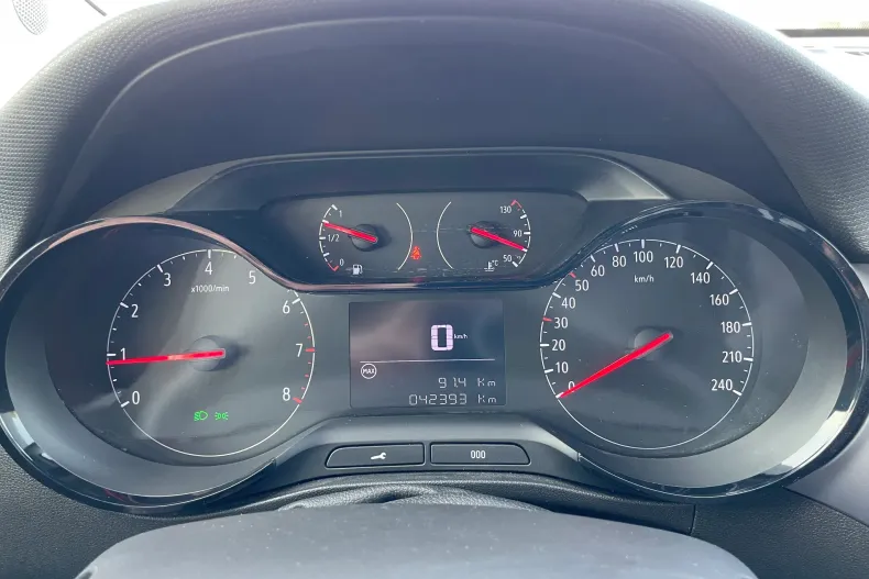 Opel Crossland din 2022 cu 42.393 km - oferta OPE132324 - foto 16