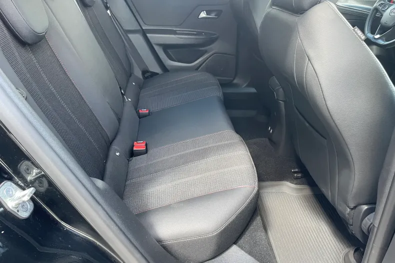 Opel Mokka din 2023 cu 10.340 km - oferta OPE132325 - foto 12