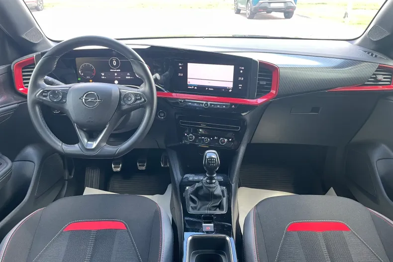 Opel Mokka din 2023 cu 10.340 km - oferta OPE132325 - foto 13