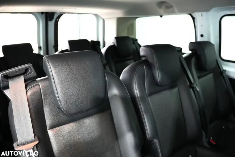Ford Transit Custom din 2019 cu 133.000 km - oferta FOR132327 - foto 11