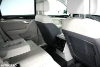 Volkswagen Touareg din 2023 cu 43.000 km - oferta VOL132339 - foto 11