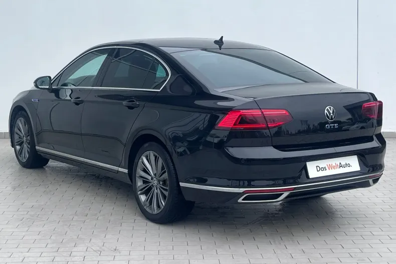 Volkswagen Passat din 2021 cu 158.137 km - oferta VOL132369 - foto 4