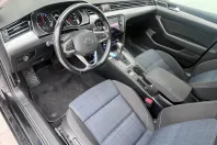 Volkswagen Passat din 2021 cu 158.137 km - oferta VOL132369 - foto 9