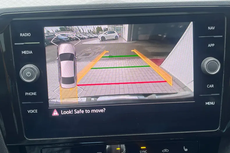 Volkswagen Passat din 2021 cu 158.137 km - oferta VOL132369 - foto 20