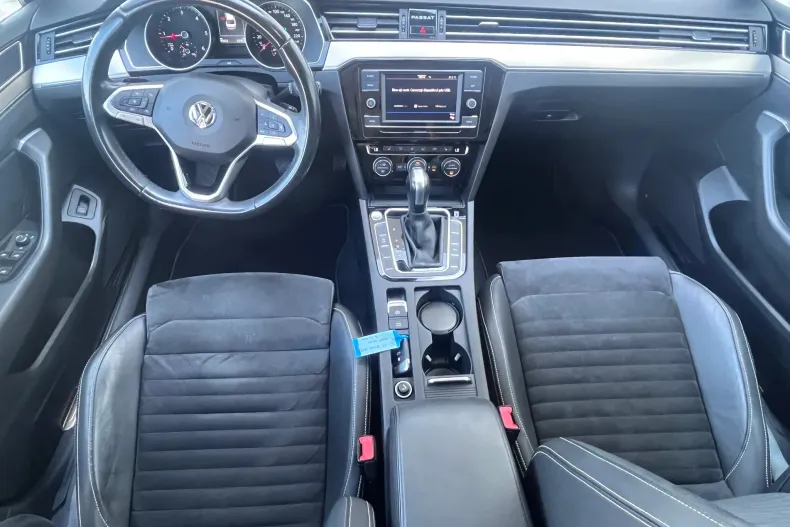 Volkswagen Passat din 2020 cu 95.911 km - oferta VOL132378 - foto 7
