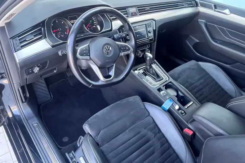 Volkswagen Passat din 2020 cu 95.911 km - oferta VOL132378 - foto 10