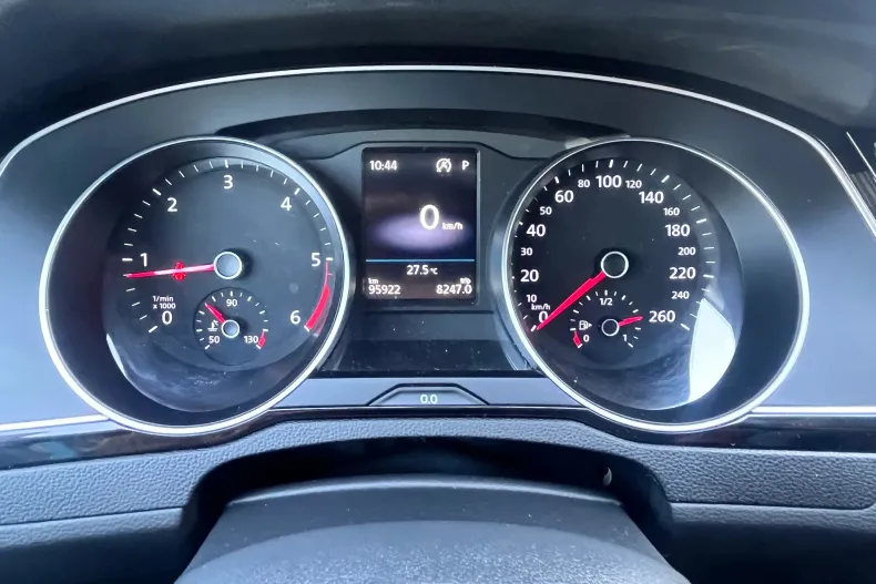 Volkswagen Passat din 2020 cu 95.911 km - oferta VOL132378 - foto 14