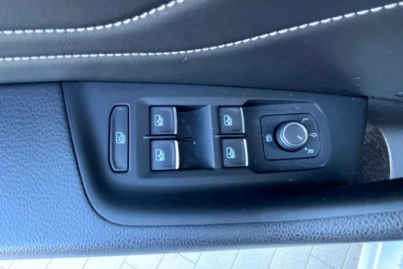 Volkswagen Passat din 2020 cu 99.265 km - oferta VOL132380 - foto 11