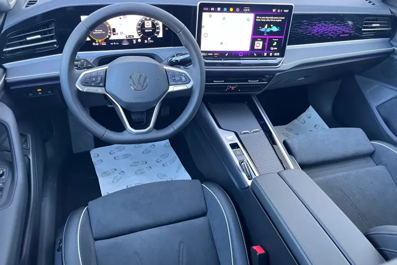 Volkswagen Passat din 2025 cu 6.500 km - oferta VOL132381 - foto 10