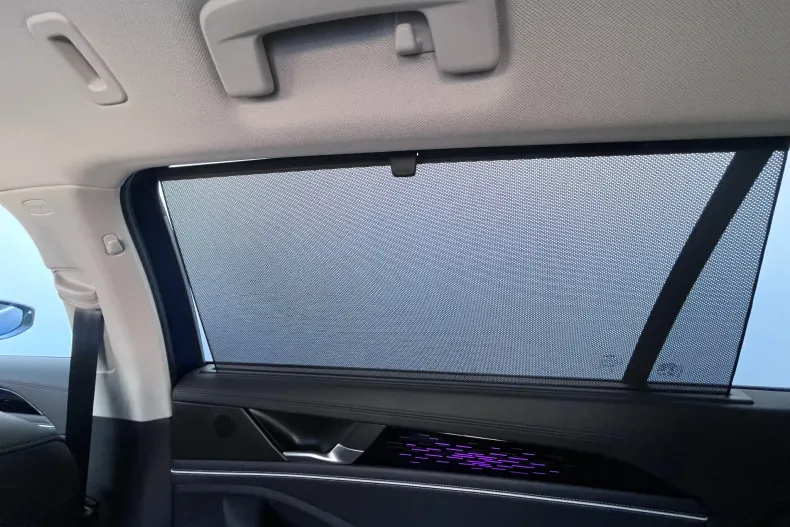 Volkswagen Passat din 2025 cu 6.500 km - oferta VOL132381 - foto 19