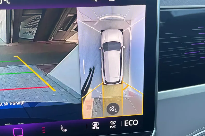 Volkswagen Passat din 2025 cu 6.500 km - oferta VOL132381 - foto 27