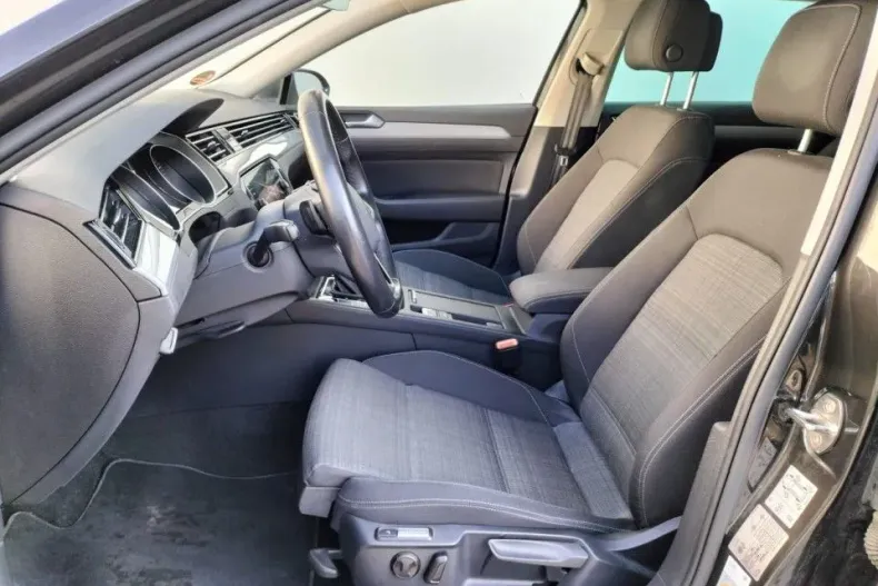 Volkswagen Passat din 2022 cu 148.522 km - oferta VOL132388 - foto 17