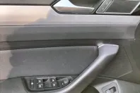 Volkswagen Passat din 2022 cu 148.522 km - oferta VOL132388 - foto 19