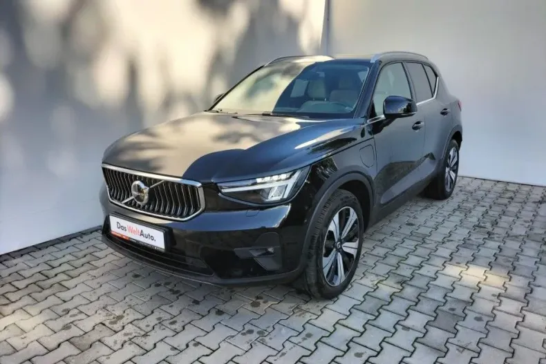 Volvo XC40 din 2023 cu 27.964 km - oferta VOL132390 - foto 1
