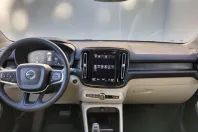 Volvo XC40 din 2023 cu 27.964 km - oferta VOL132390 - foto 9