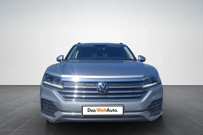Volkswagen Touareg din 2023 cu 37.142 km - oferta VOL132398 - foto 2