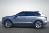 Volkswagen Touareg din 2023 cu 37.142 km - oferta VOL132398 - foto 3