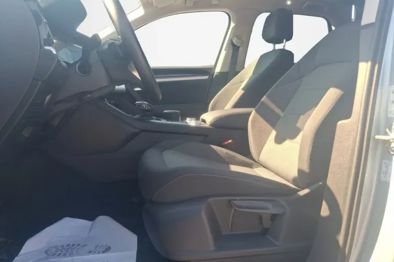 Volkswagen Touareg din 2023 cu 37.142 km - oferta VOL132398 - foto 9