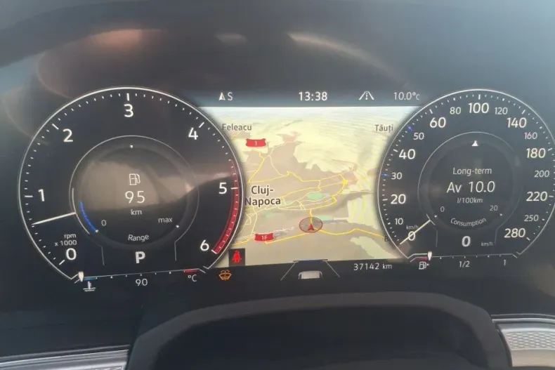 Volkswagen Touareg din 2023 cu 37.142 km - oferta VOL132398 - foto 11