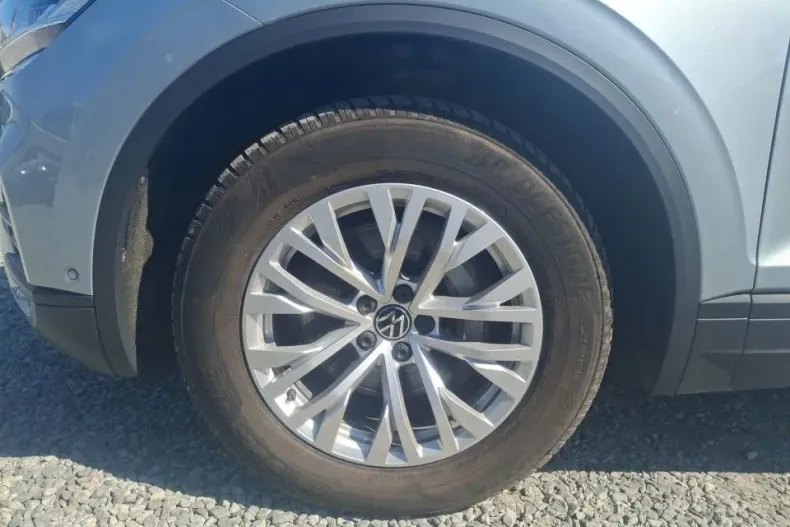 Volkswagen Touareg din 2023 cu 37.142 km - oferta VOL132398 - foto 20