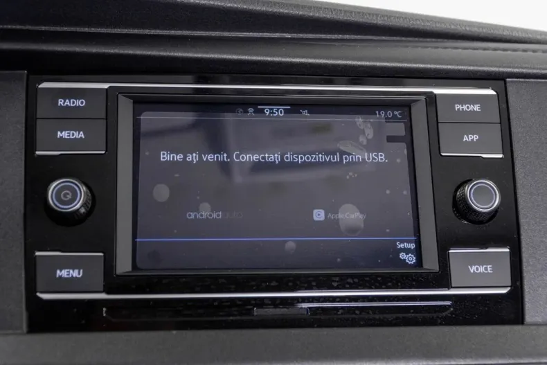 Volkswagen Transporter din 2024 cu 13.943 km - oferta VOL132400 - foto 17