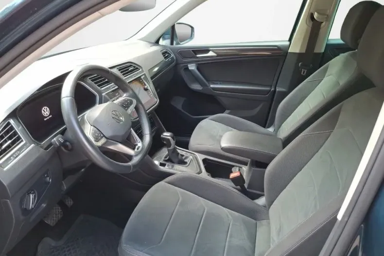 Volkswagen Tiguan din 2021 cu 42.812 km - oferta VOL132401 - foto 9