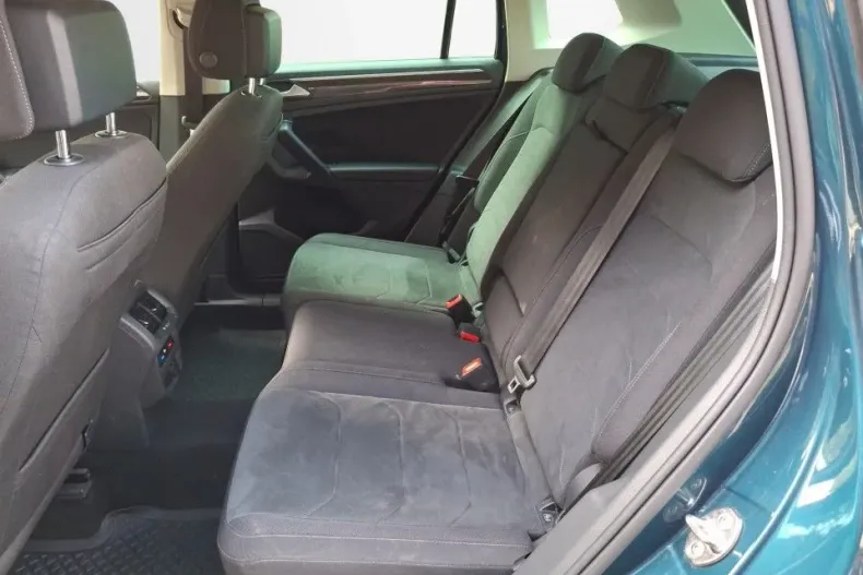 Volkswagen Tiguan din 2021 cu 42.812 km - oferta VOL132401 - foto 13