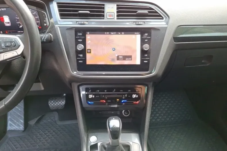 Volkswagen Tiguan din 2021 cu 42.812 km - oferta VOL132401 - foto 15