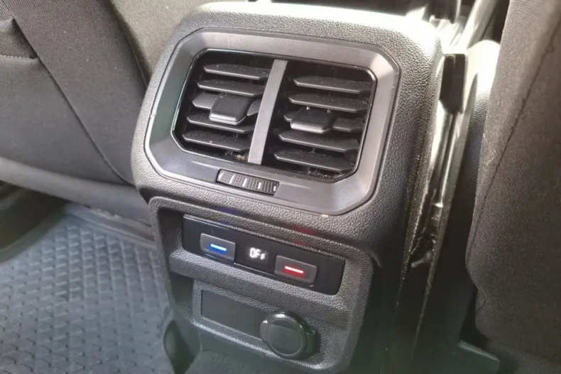 Volkswagen Tiguan din 2021 cu 42.812 km - oferta VOL132401 - foto 21