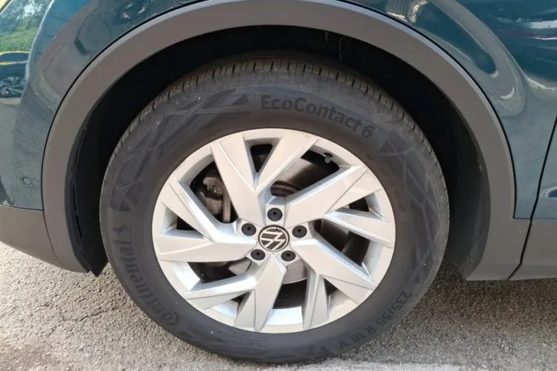 Volkswagen Tiguan din 2021 cu 42.812 km - oferta VOL132401 - foto 22