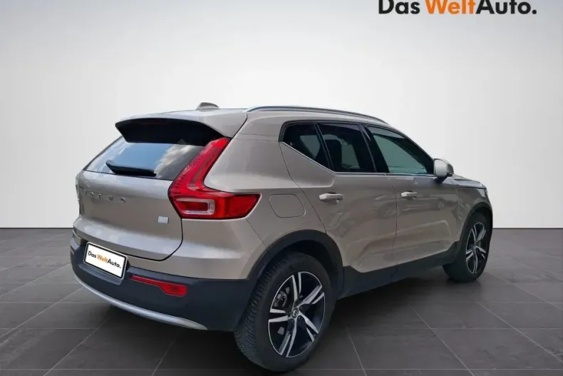 Volvo XC40 din 2023 cu 28.740 km - oferta VOL132409 - foto 5