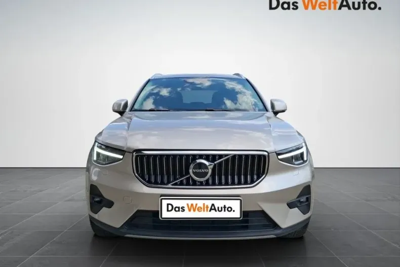 Volvo XC40 din 2023 cu 28.740 km - oferta VOL132409 - foto 7