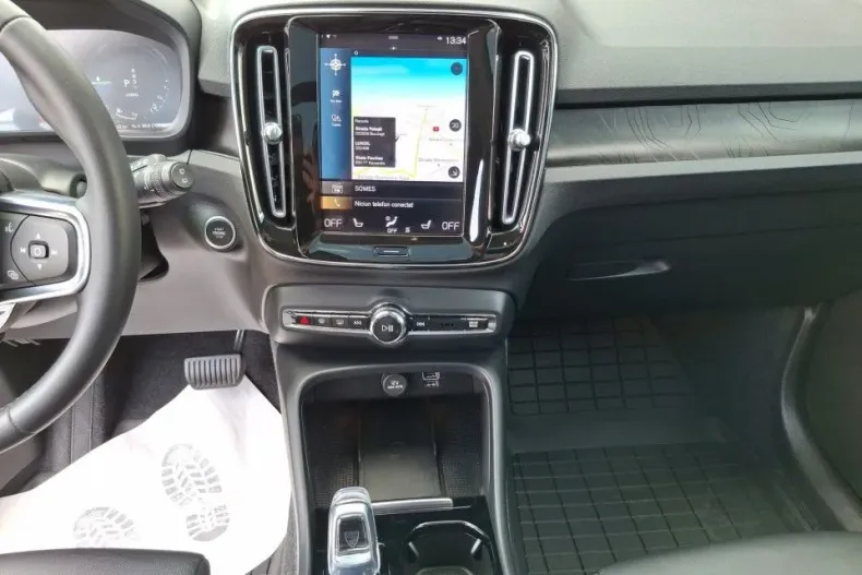Volvo XC40 din 2023 cu 28.740 km - oferta VOL132409 - foto 13