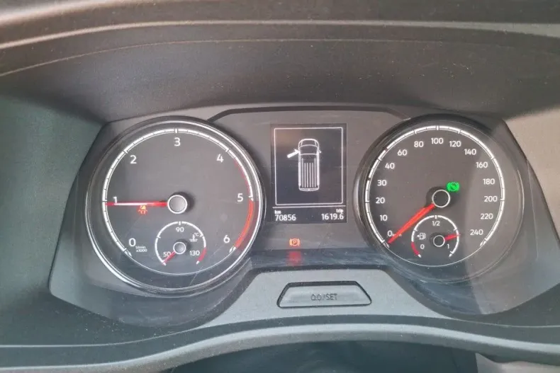 Volkswagen Transporter din 2022 cu 70.856 km - oferta VOL132411 - foto 11