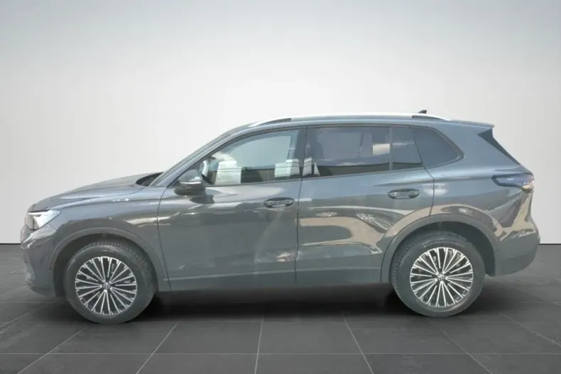 Volkswagen Tiguan din 2024 cu 17.581 km - oferta VOL132415 - foto 3