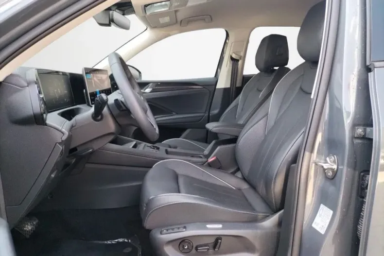 Volkswagen Tiguan din 2024 cu 17.581 km - oferta VOL132415 - foto 9