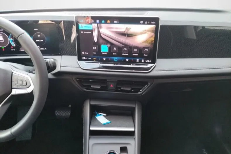 Volkswagen Tiguan din 2024 cu 17.581 km - oferta VOL132415 - foto 15