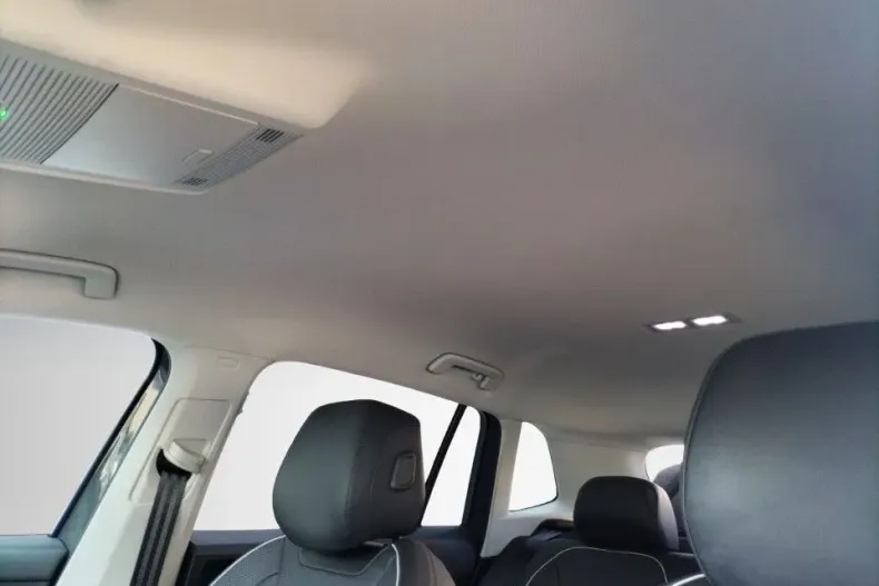 Volkswagen Tiguan din 2024 cu 17.581 km - oferta VOL132415 - foto 18