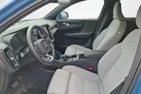 Volvo XC40 din 2023 cu 13.769 km - oferta VOL132421 - foto 9