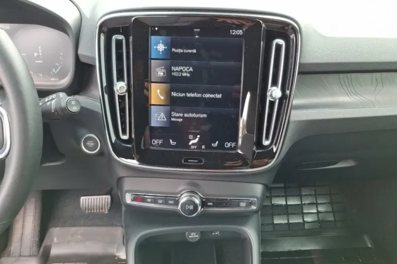 Volvo XC40 din 2023 cu 13.769 km - oferta VOL132421 - foto 16