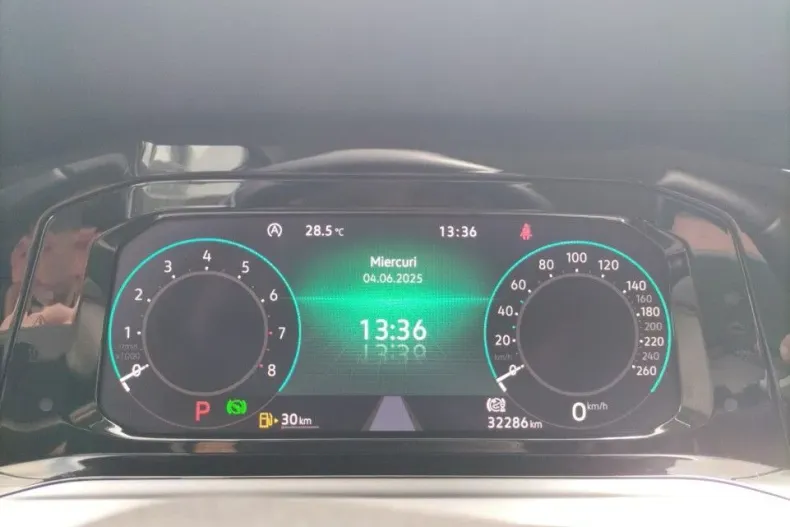 Volkswagen Golf din 2020 cu 32.286 km - oferta VOL132425 - foto 11