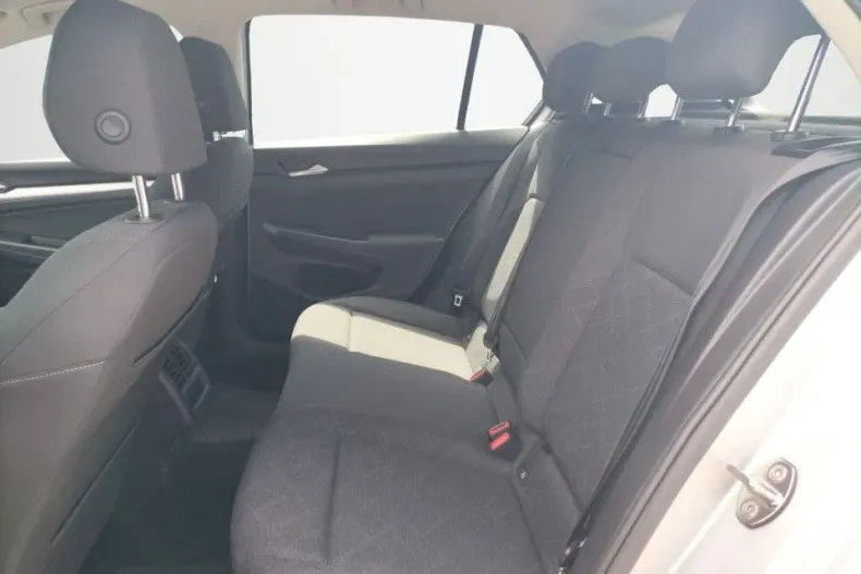 Volkswagen Golf din 2020 cu 32.286 km - oferta VOL132425 - foto 13