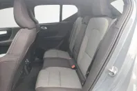 Volvo XC40 din 2022 cu 29.247 km - oferta VOL132427 - foto 13