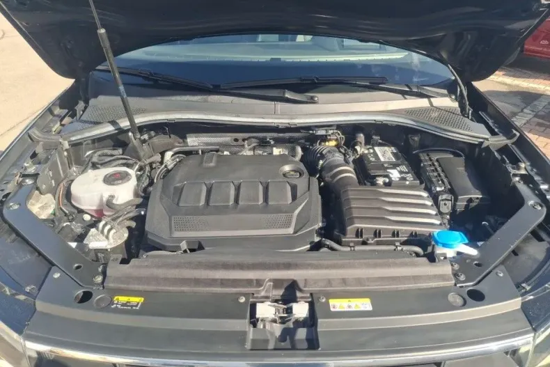 Volkswagen Tiguan din 2021 cu 98.254 km - oferta VOL132429 - foto 22