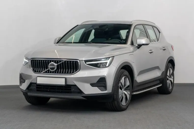 Volvo XC40 din 2023 cu 11.000 km - oferta VOL132430 - foto 1