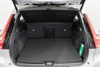 Volvo XC40 din 2023 cu 11.000 km - oferta VOL132430 - foto 6